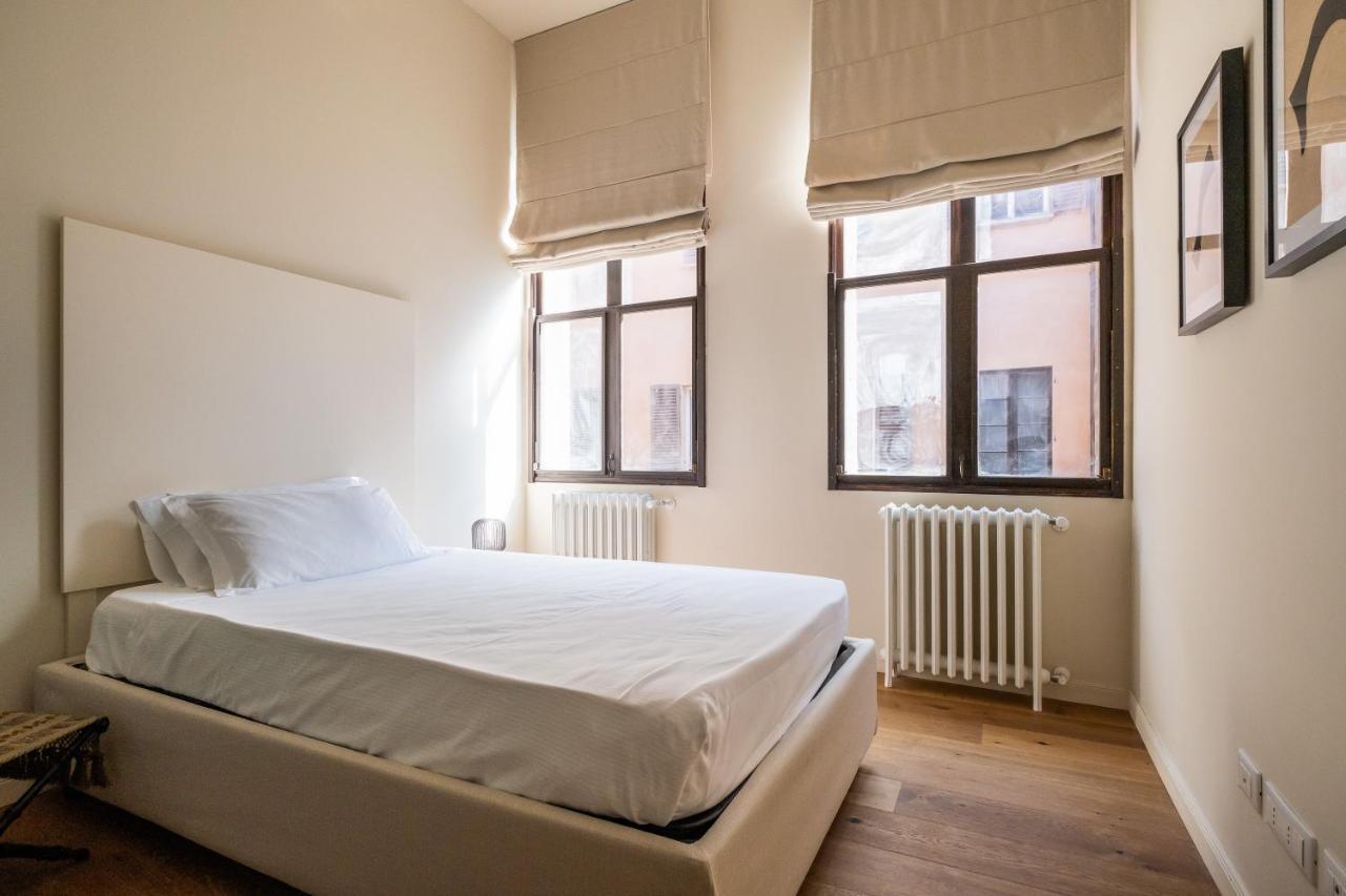 Appartamento D'Azeglio Nel Salotto Di Bologna Buitenkant foto